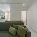 Apartman Seaside Comfort In St'pauls Bay Steps From The Sea By 360 Estates San Pawl il-Baħar