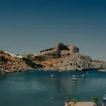 Apartman Seaside Comfort In St'pauls Bay Steps From The Sea By 360 Estates *