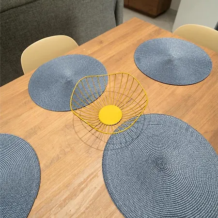 Seaside Comfort In St'pauls Bay Steps From The Sea By 360 Estates דירה