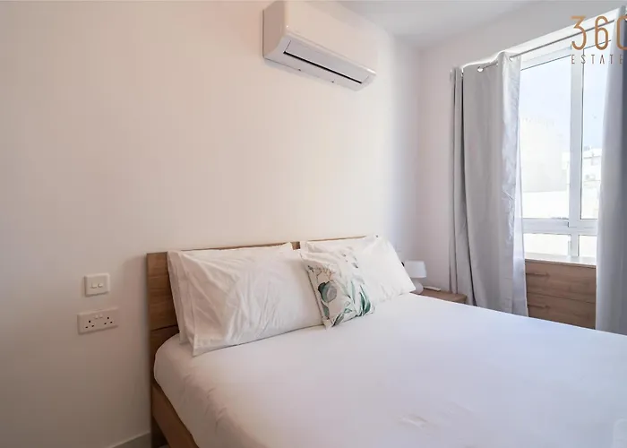 Seaside Comfort In St'pauls Bay Steps From The Sea By 360 Estates