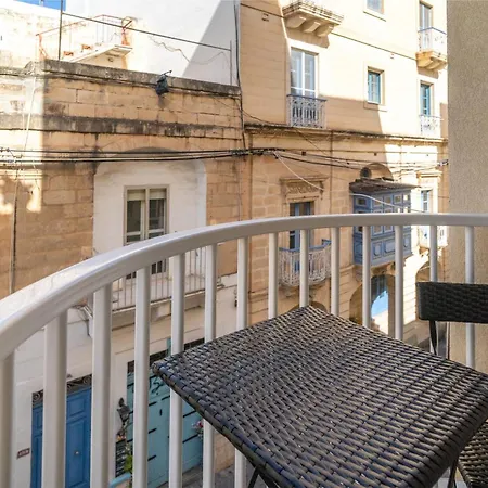 Seaside Comfort In St'pauls Bay Steps From The Sea By 360 Estates Apartamento *