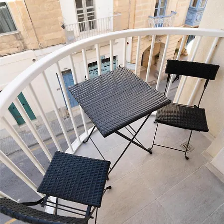 Apartamento Seaside Comfort In St'pauls Bay Steps From The Sea By 360 Estates *