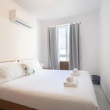 Seaside Comfort In St'pauls Bay Steps From The Sea By 360 Estates *