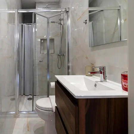 Seaside Comfort In St'pauls Bay Steps From The Sea By 360 Estates *