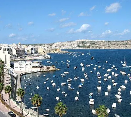 Seaside Comfort In St'pauls Bay Steps From The Sea By 360 Estates Apartamento