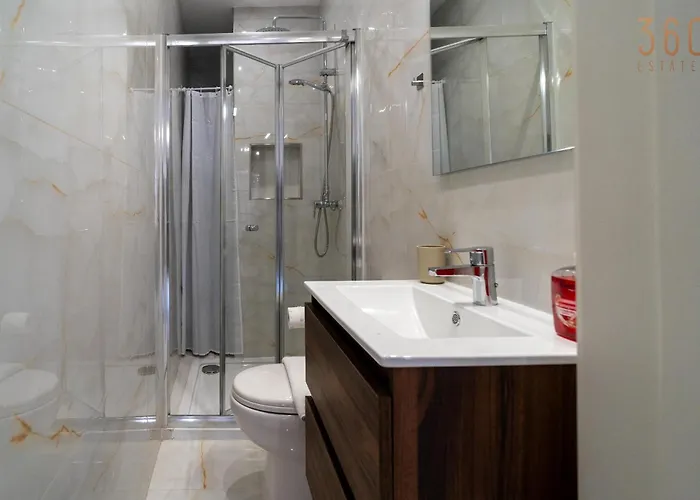 Seaside Comfort In St'pauls Bay Steps From The Sea By 360 Estates *