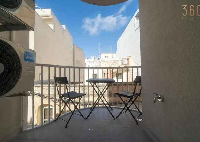 Seaside Comfort In St'pauls Bay Steps From The Sea By 360 Estates