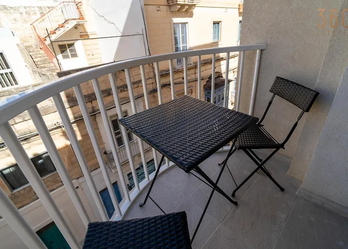 Seaside Comfort In St'pauls Bay Steps From The Sea By 360 Estates