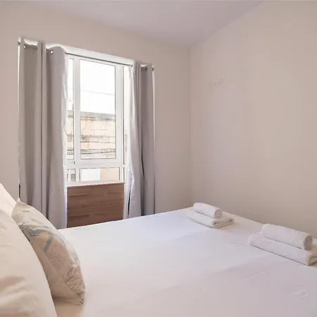 Seaside Comfort In St'pauls Bay Steps From The Sea By 360 Estates *