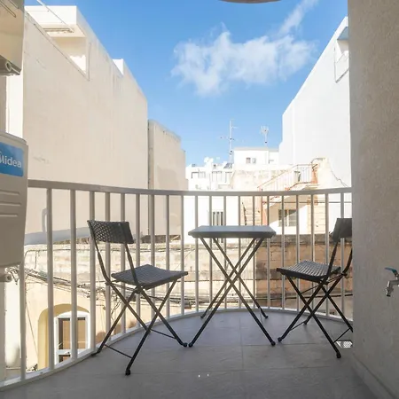 Seaside Comfort In St'pauls Bay Steps From The Sea By 360 Estates