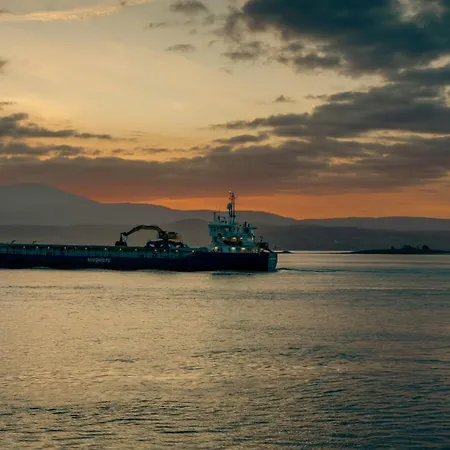 Апартаменты Seaside Comfort In St'pauls Bay Steps From The Sea By 360 Estates *